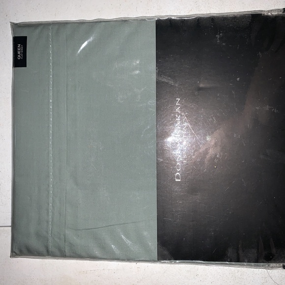 DKNY Essentials Flat Sheet - Twilight - Picture 3 of 5